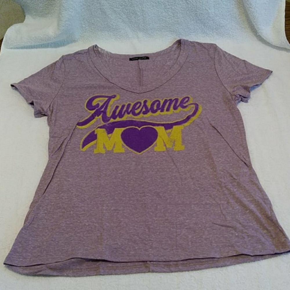 Sweet Claire Lavender Print Awesome MOM t-shirt